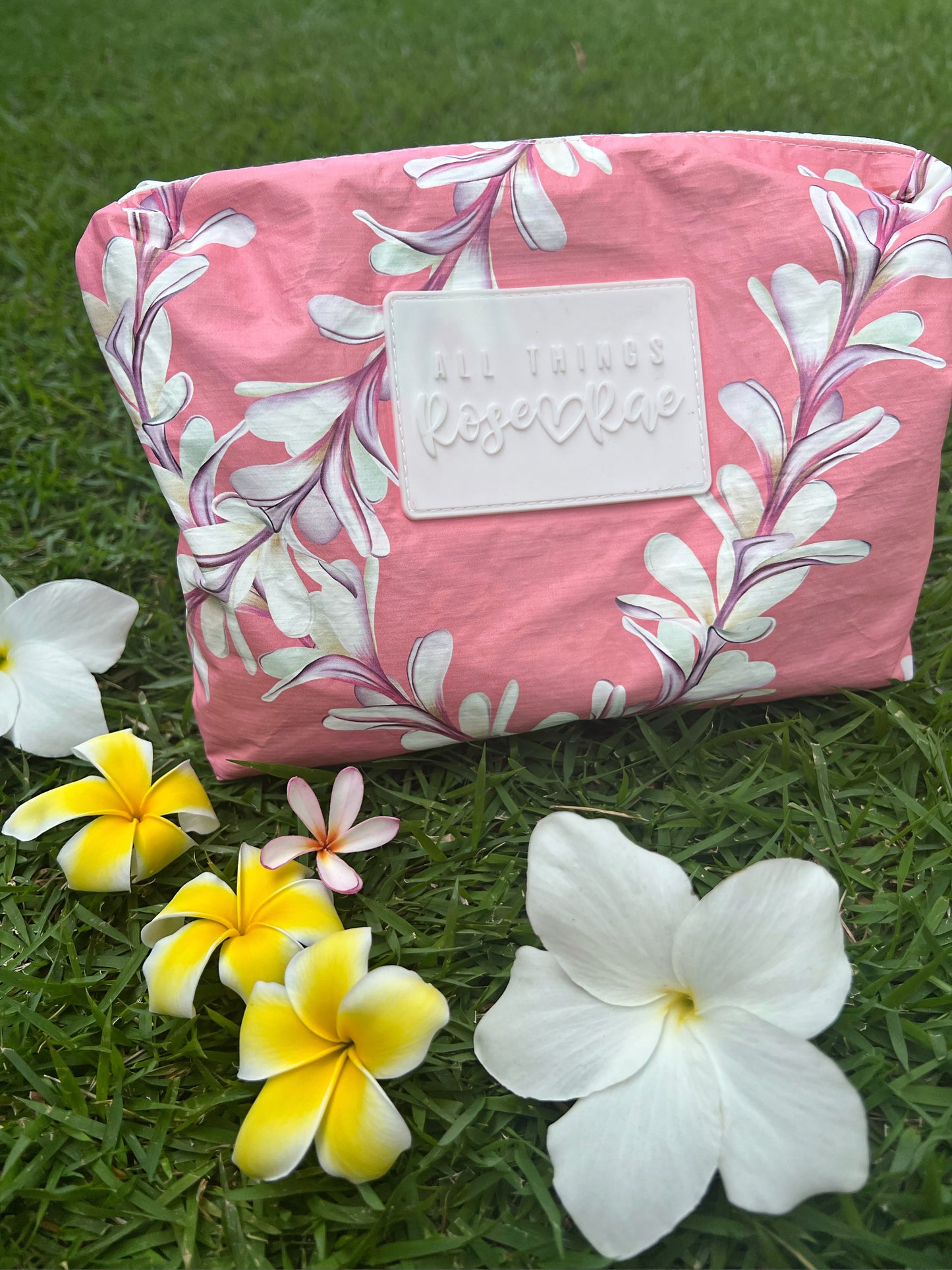 Plumeria Splash Resistant Pouch♡