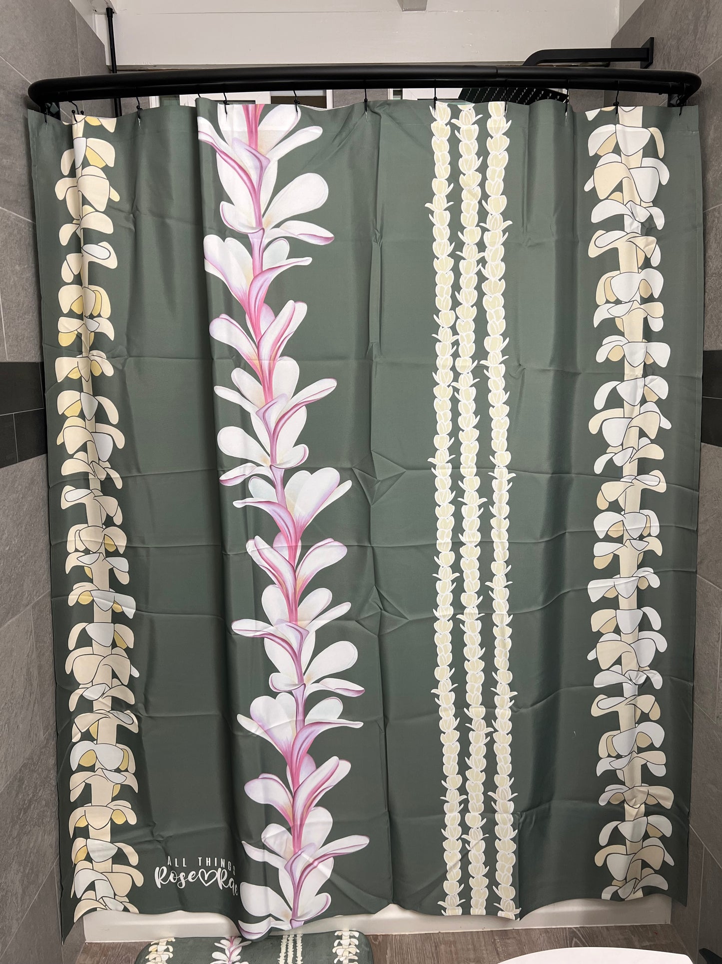 Lei Pūlama (Green) Shower Curtain Set ♡