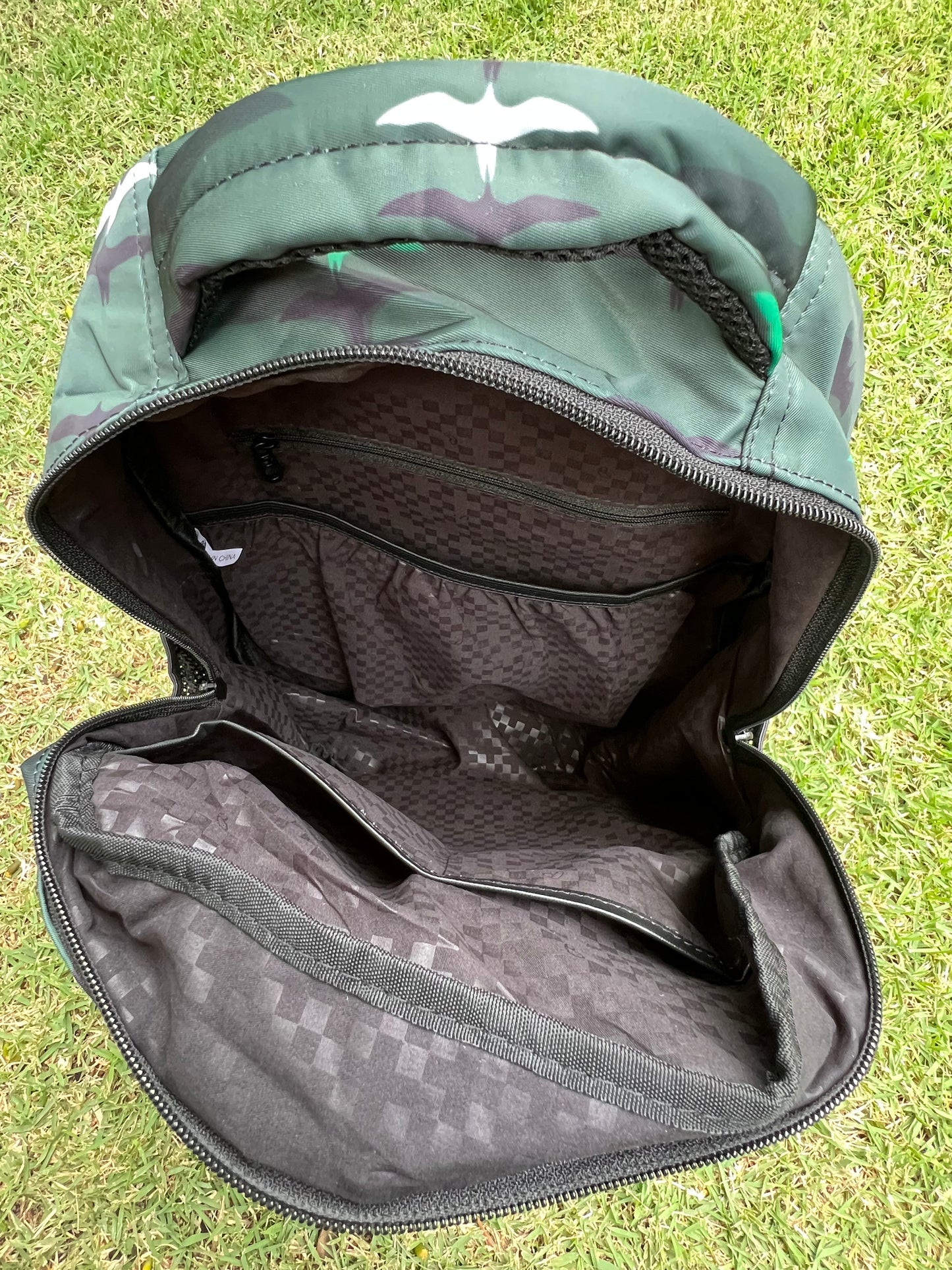 Green 'Iwa Waterproof Backpack♡