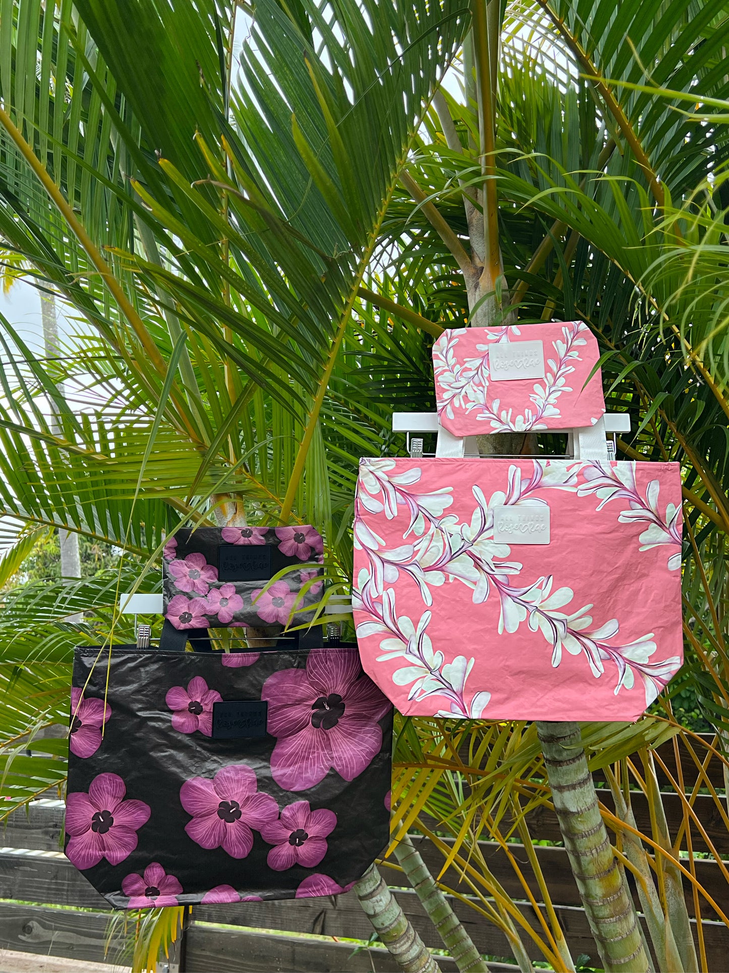 Plumeria Splash Resistant Tote♡